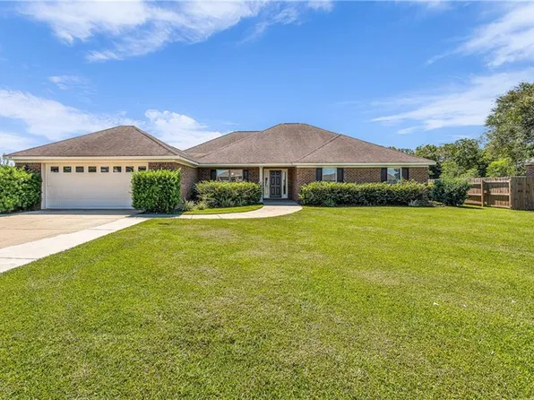10189 Bridgewater Dr, Theodore, AL 36582