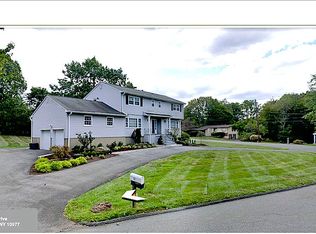 12 Barrie Dr, Spring Valley, NY 10977