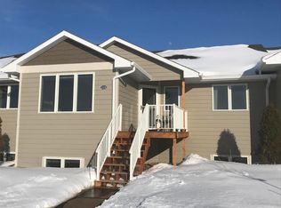 2328 Callaway Ct, Pierre, SD 57501