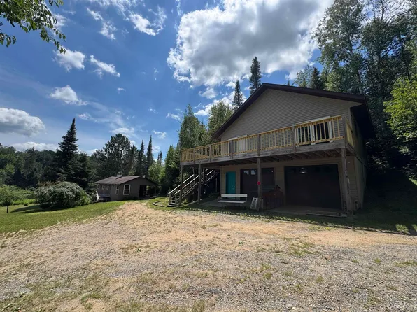 1334 141st Hwy, Crystal Falls, MI 49920