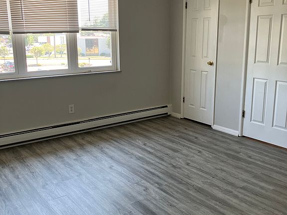 4th image of 818 Walnut St #10