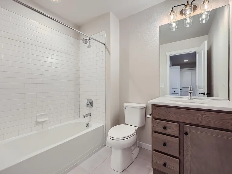 3665 Levy Park Dr — Photo 10