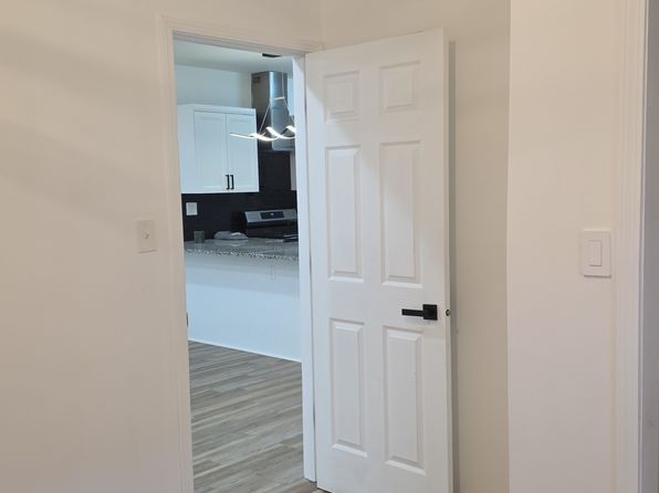 10928 S Eggleston Ave