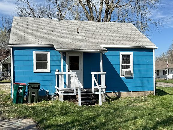 3rd image of 615 W Hildreth St