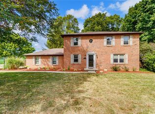 1484 Possum Run Ct, Dayton, OH 45440