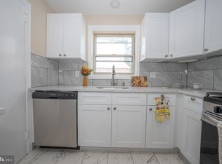 426 W Wayne Ave, Aldan, PA 19018