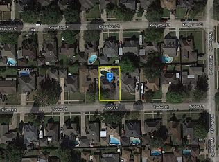 606 Tudor Ct, Deer Park, TX 77536