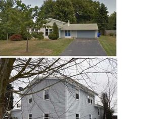 68 Selkirk Dr, Rochester, NY 14626