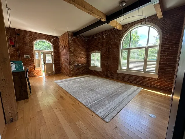 2501 Grove St #106 — Photo 6