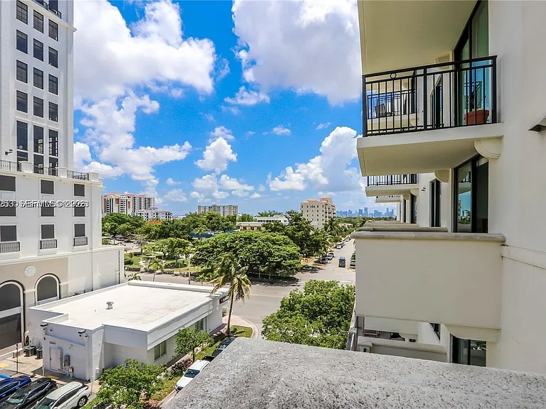 1300 Ponce De Leon Blvd #500 — Photo 15