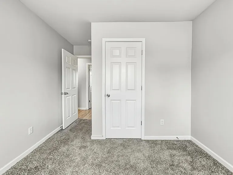 106 116th St E — Photo 9