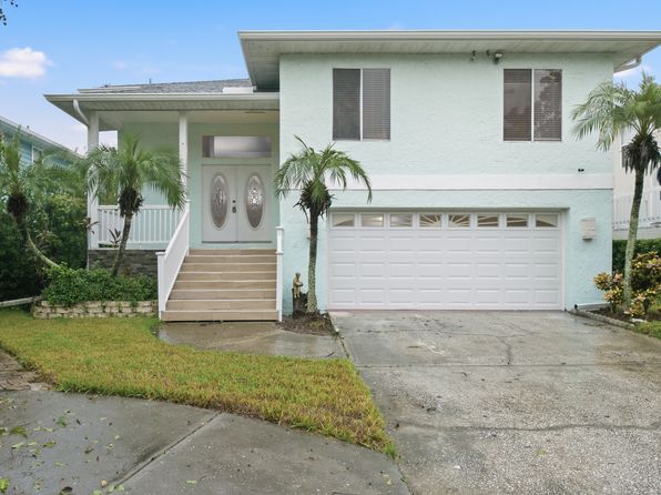 6225 Bayside Dr
