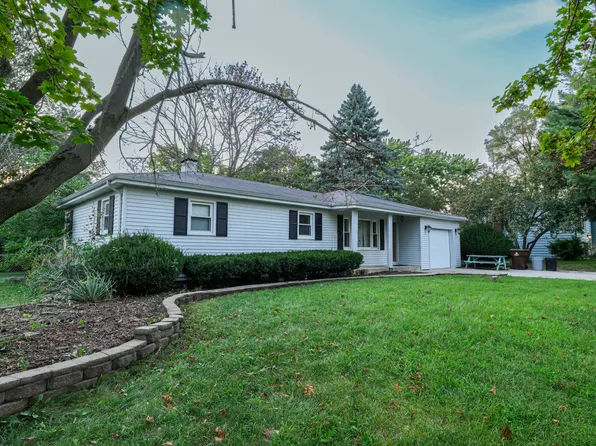 12361 W Warren Dr, Mokena, IL 60448