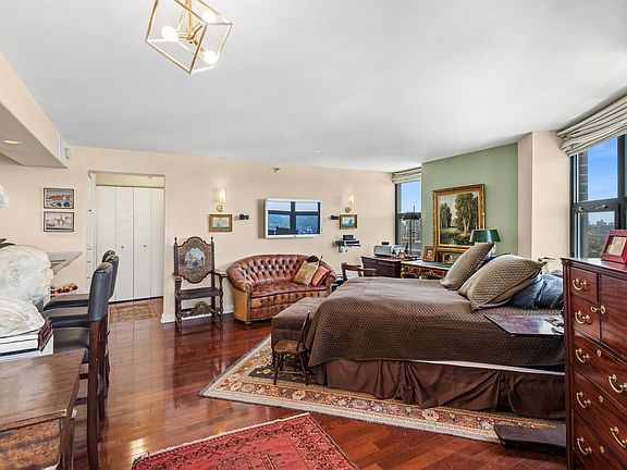4th image of 3660 N Lake Shore Dr APT 2812