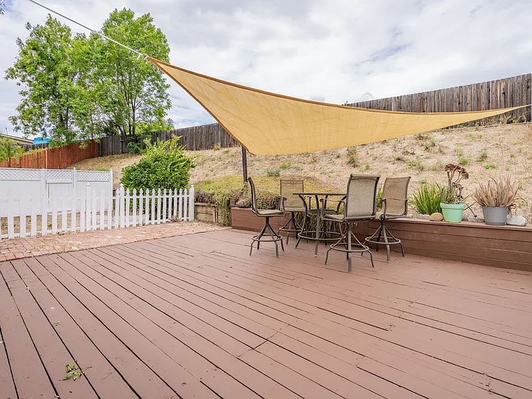 6894 N Auburn Cir — Photo 29