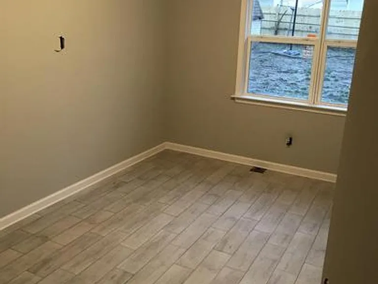 3110 Normandy Dr — Photo 4