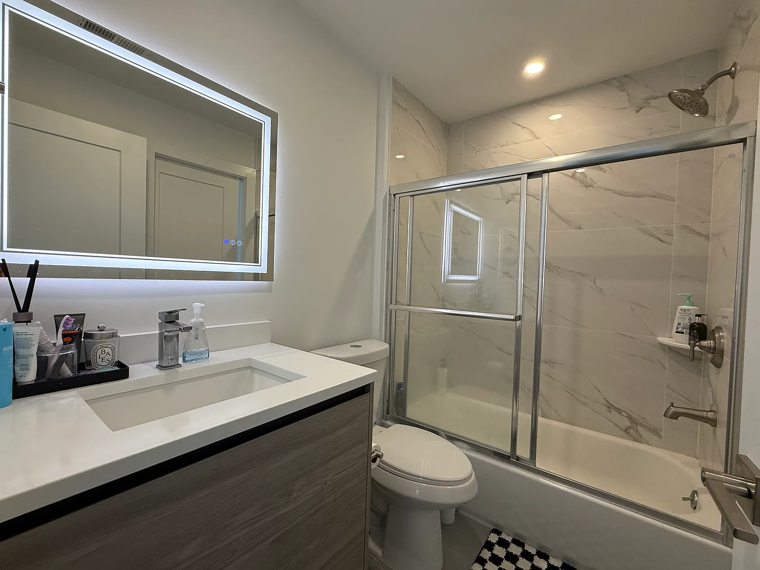 3 bed, 1800 sqft, $5,400 — Photo 4