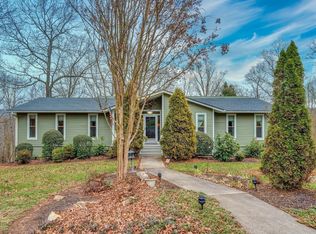 258 Queen Regent Ct, Blue Ridge, VA 24064