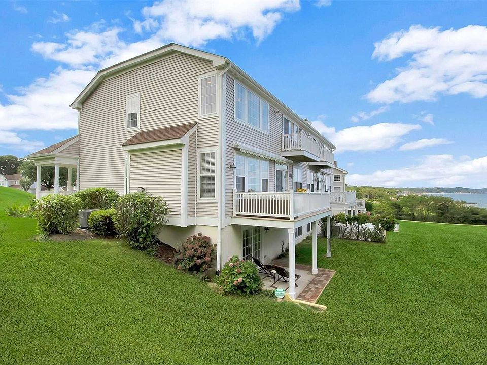 1st image of 64 Dune Dr
