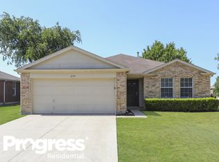 230 Westminster Dr, Red Oak, TX 75154