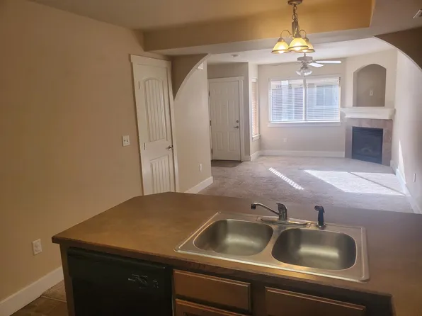 9830 W Rosecroft Ct #104, Boise, ID 83704