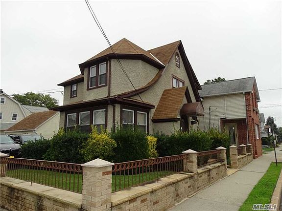 2nd image of 368 Willis Ave