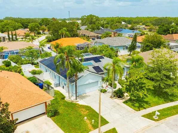 22725 Arborglen Ct, Lutz, FL 33549