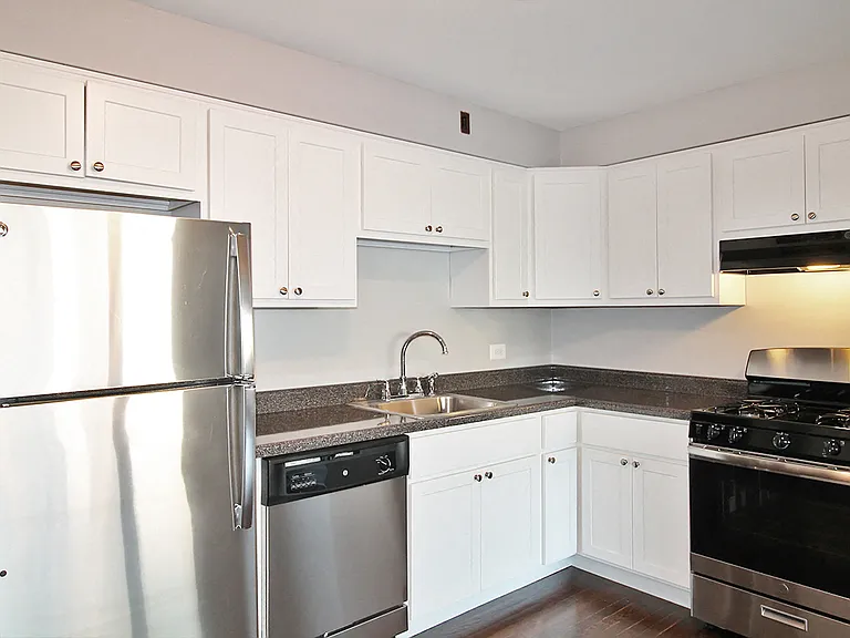 229 Harrison St. — Photo 2
