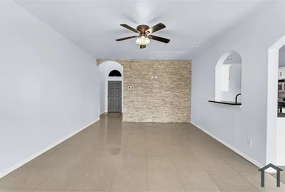 933 Bens Dr — Photo 22