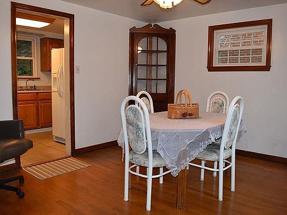 5th image of 3508 Shadewell Ave