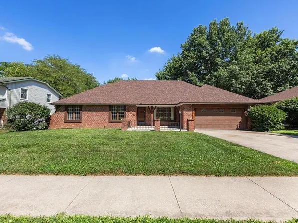 505 Greenbriar Ter, Saint Joseph, MO 64506
