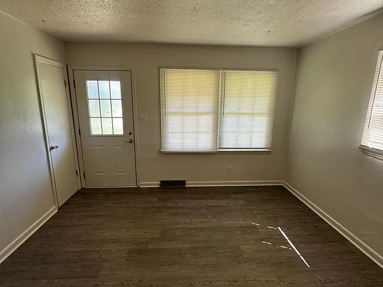3113 Old School Rd — Photo 11