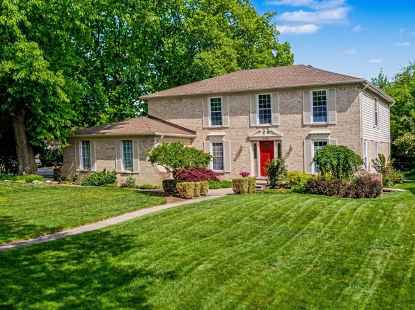2190 Babcock Dr, Troy, MI 48084