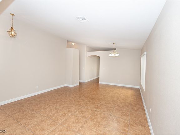 5th image of 5116 Backwoodsman Ave