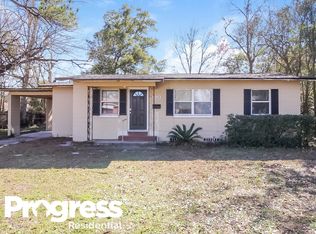 8028 Helston Dr, Jacksonville, FL 32208