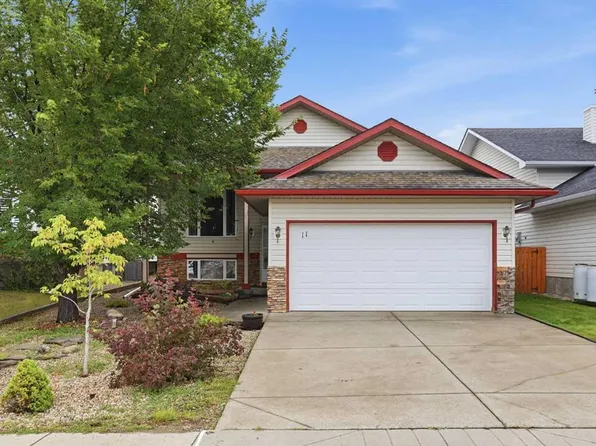 11 N Westfall Cres, Okotoks, AB T1S 1V6