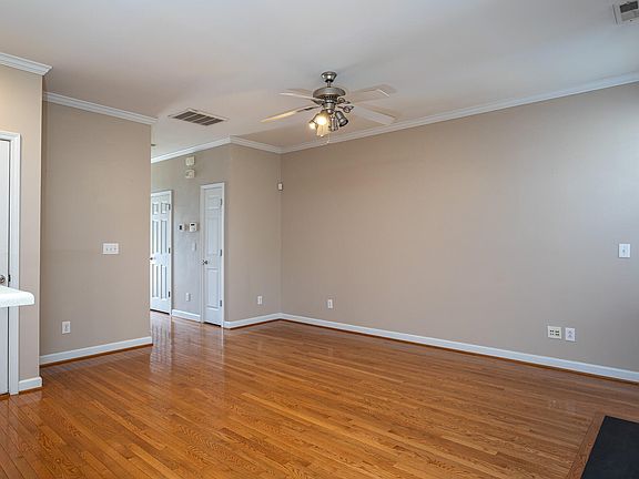 3rd image of 4635 Malone Ct
