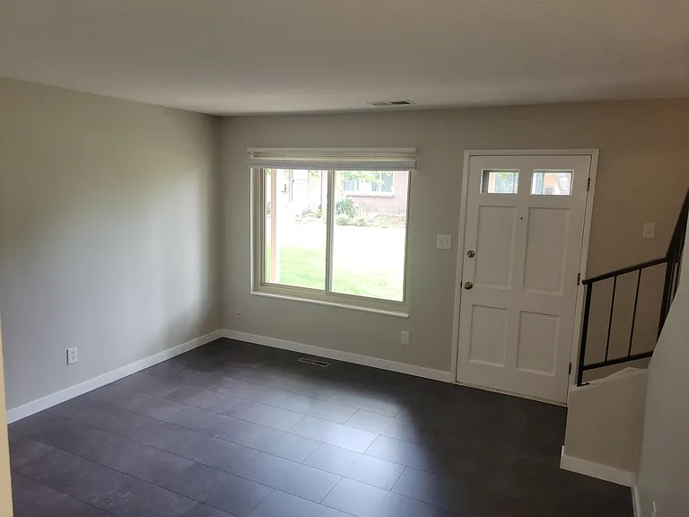 9219 E Mansfield Ave — Photo 4