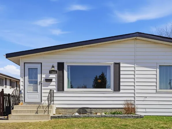 13533 119th St NW, Edmonton, AB T5E 5M9