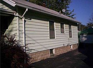 2nd image of 195 61st St