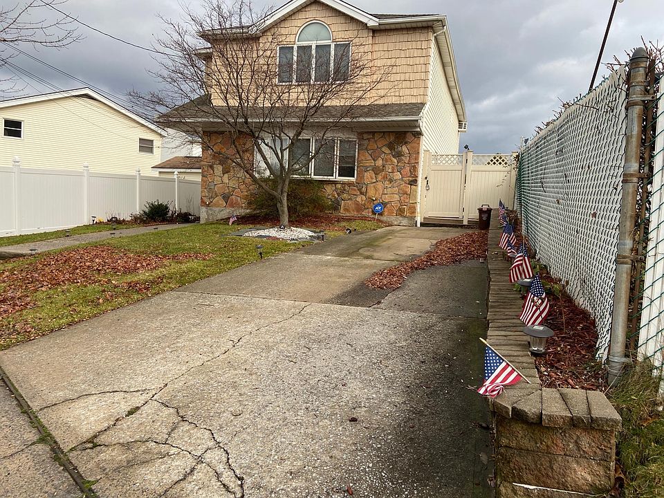 Front of House with Private Driveway