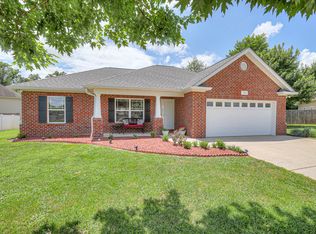 1005 Lark Ct, Spring Hill, TN 37174