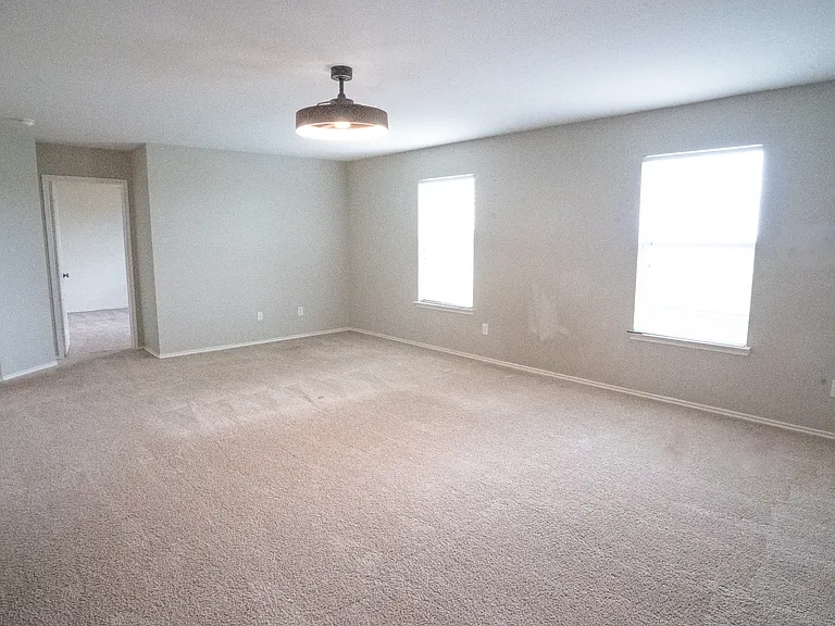 809 Mockingbird Dr — Photo 11