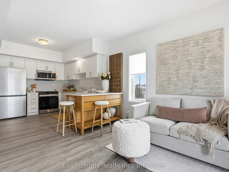 42 Lowes Rd W #92 — Photo 4