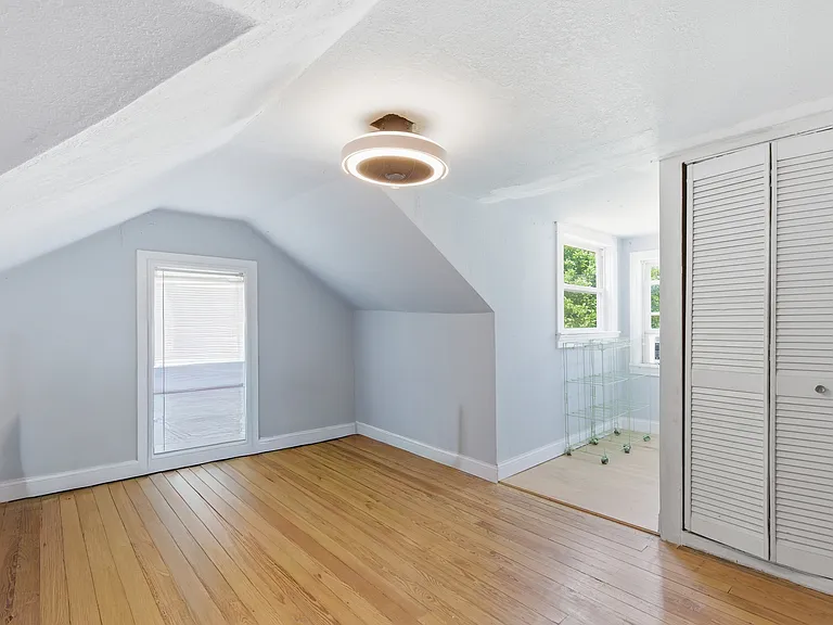 1330 S New Florissant Rd — Photo 13