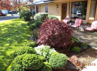 5285 Sugarpine Cir, Eugene, OR 97402
