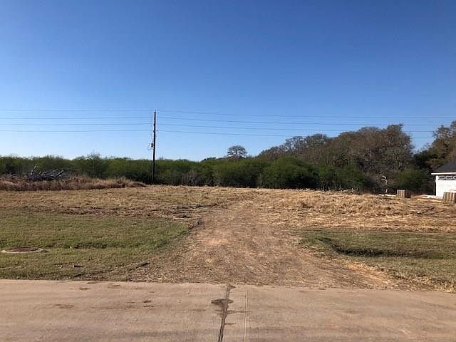 1st image of 1022 Royal Lakes Manor Blvd