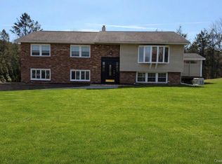 410 Vineyard Avenue, Highland, NY 12528