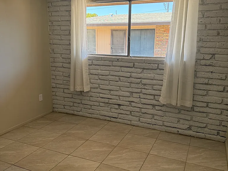 3509 S Avenue A #12 — Photo 8