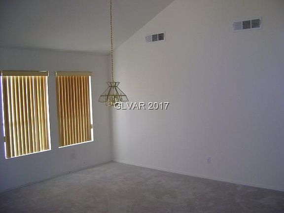 4th image of 1083 Lacebark Ct